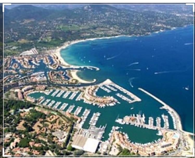 Cavalaire Vue Mer Au Loin Maisonnette Tout Equipee Pour 4 Personnes Avec Piscine Clim Wifi Velos Tv Barbecues Экстерьер фото